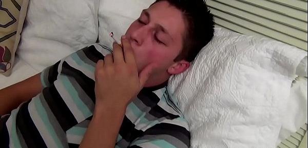  Naughty bum driller Wesley Marks takes a smoke while wanking